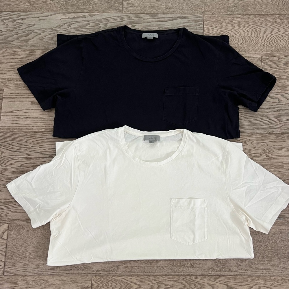 2 COS Pocket Tees in Navy and White, size medium